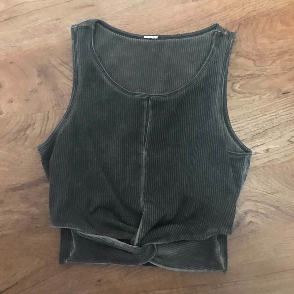 Fabletics Crop Top (small)
